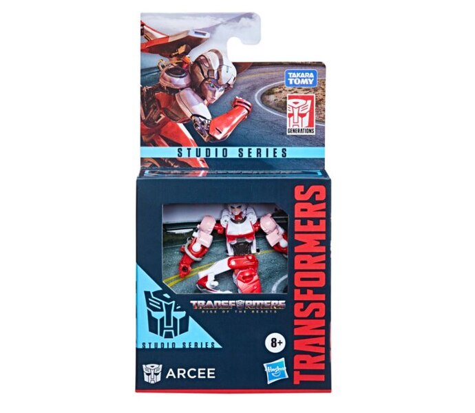  In Package Image Of Transformers Rise Of The Beasts Studio Series   Arcee  (1 of 6)